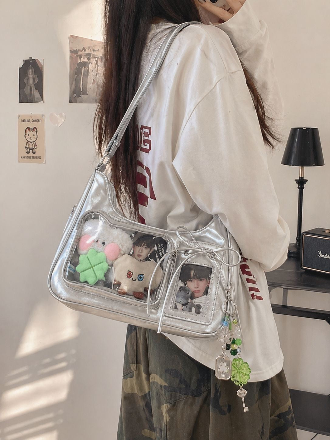 KEiKI Clean Pocket Shoulder Bag