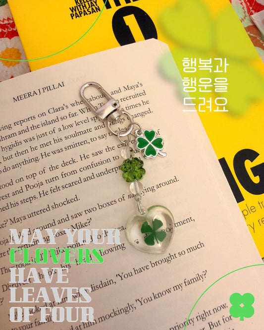 Clover heart keychain