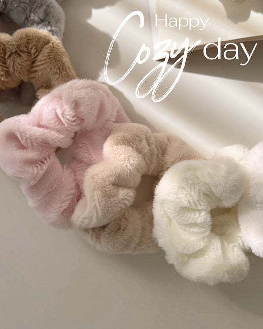 KEiKI Fur Pastel Scrunchie