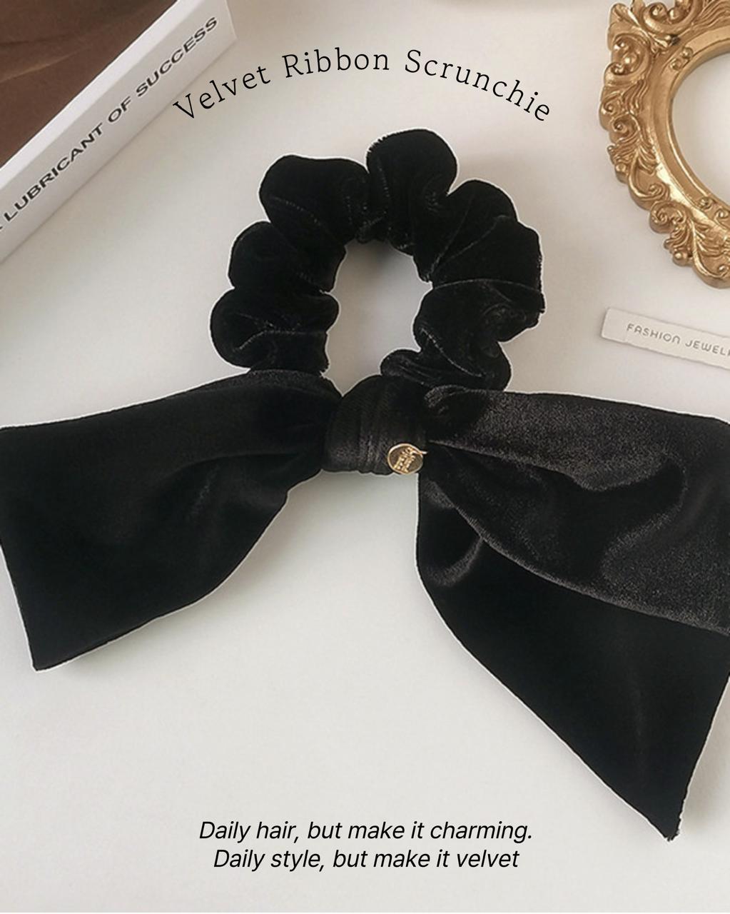 KEiKI Velvet Ribbon Scrunchie